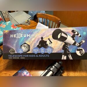 Hexeum Telescope for Kids & Adults with a 70mm aperture and 500mm focal length,
